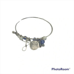 Avon Speak Out empowerment charm bracelet blue/white/silver